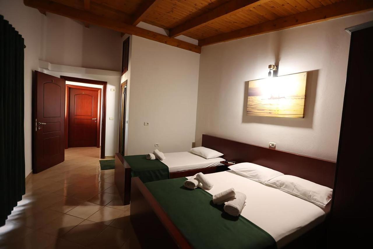 Bliss Hotel Ksamil Eksteriør bilde