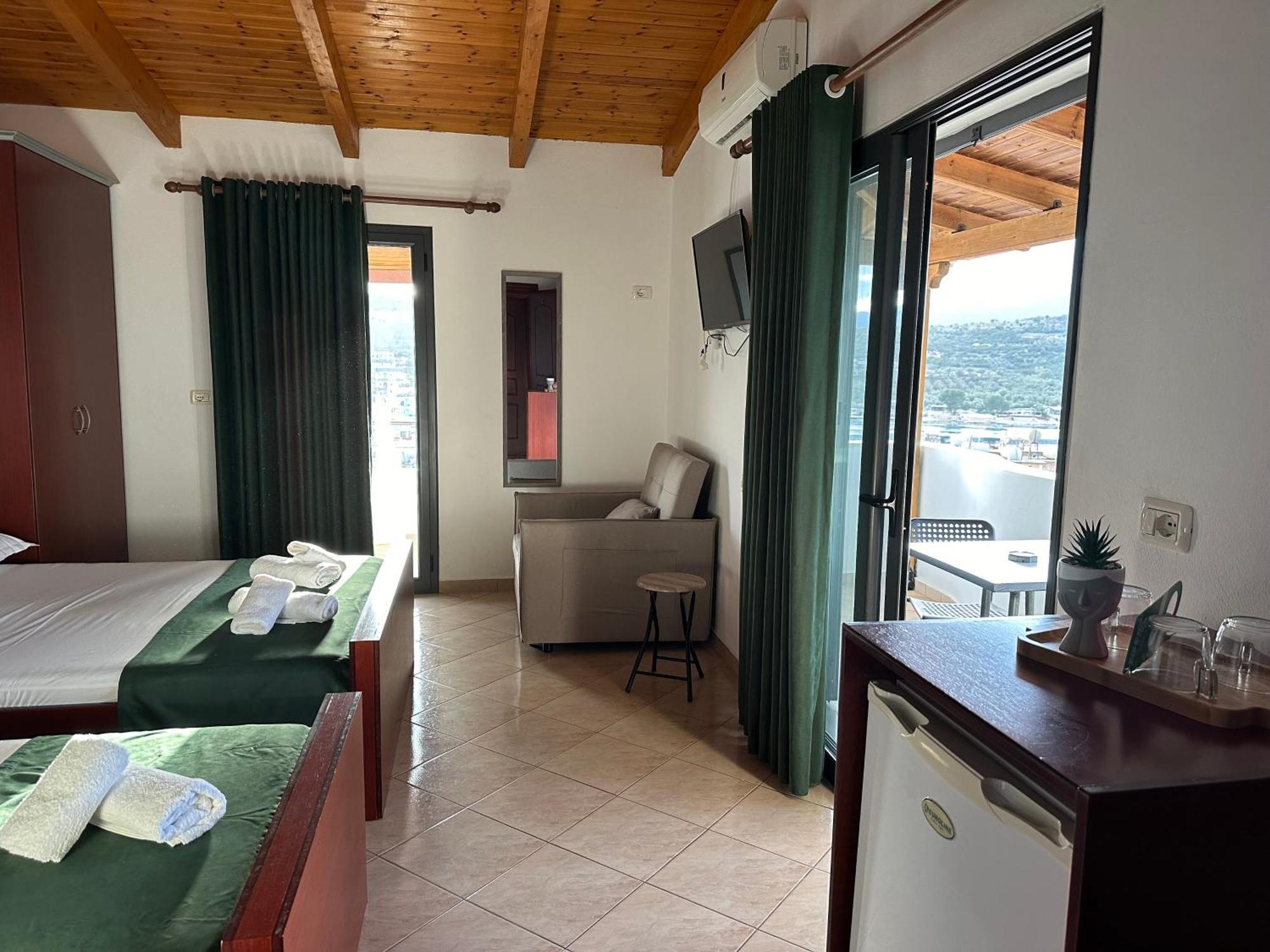 Bliss Hotel Ksamil Eksteriør bilde