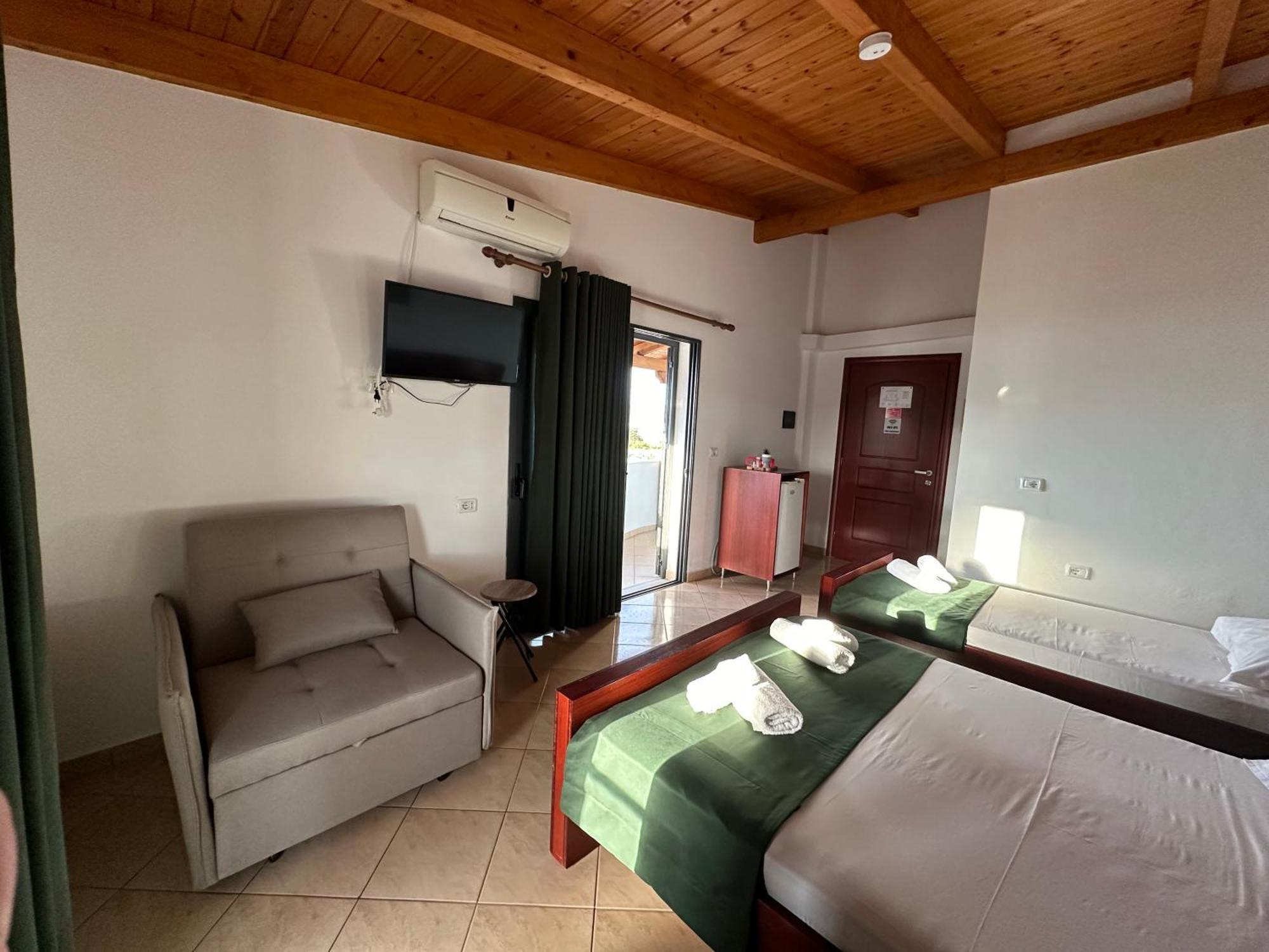Bliss Hotel Ksamil Eksteriør bilde