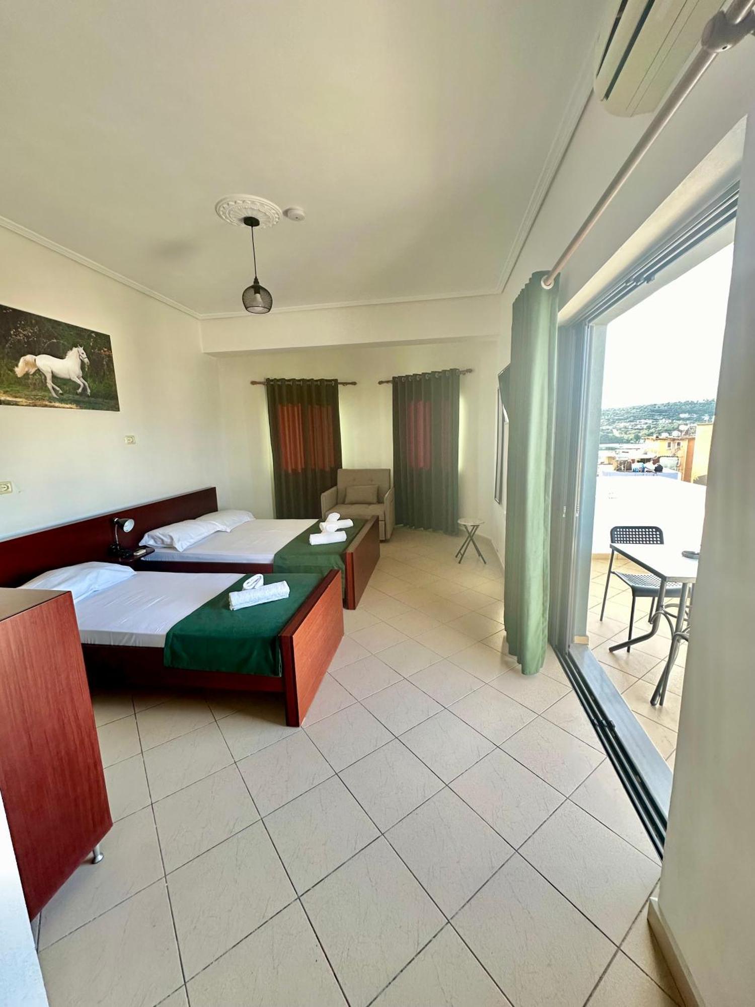 Bliss Hotel Ksamil Eksteriør bilde