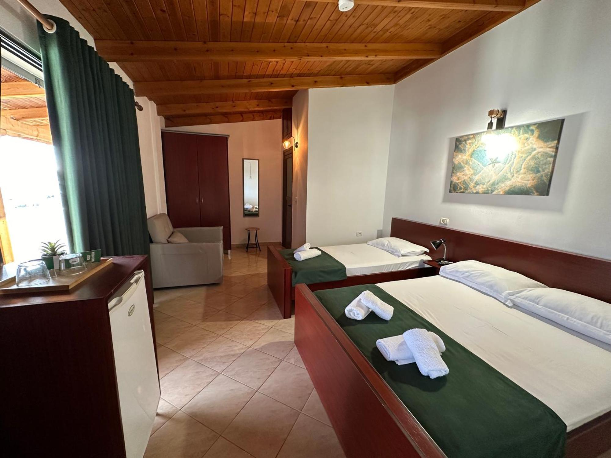 Bliss Hotel Ksamil Eksteriør bilde